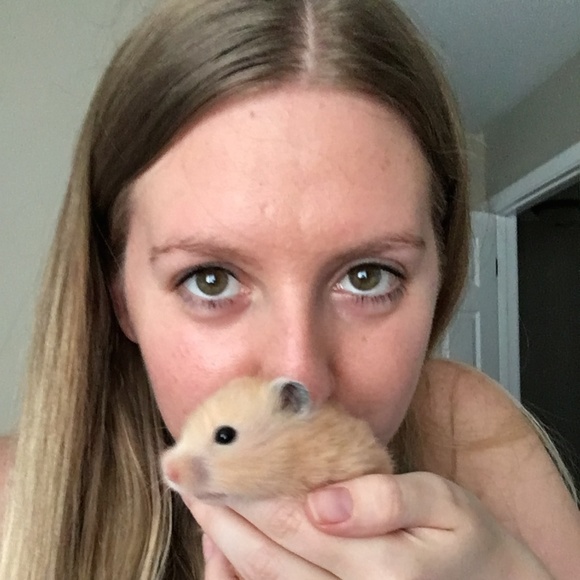 Meet your Posher, Jessica - Picture 2 of 7